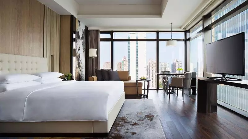 キングサイズベッドのデラックスルーム, Grand Hyatt Shenyang