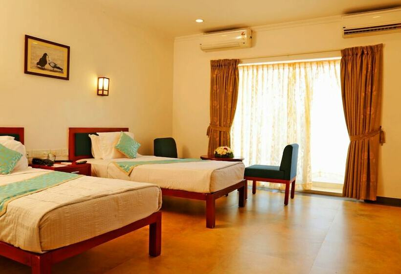 Quarto Superior, Green Fields Kumarakom