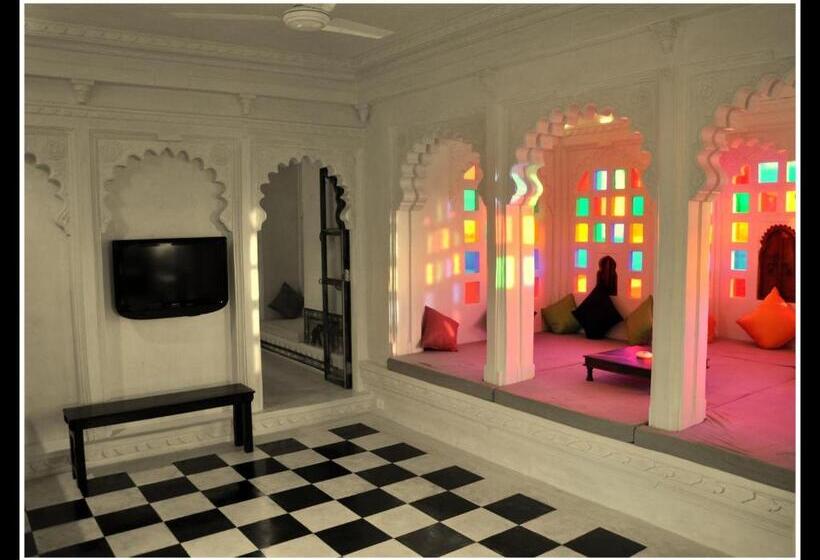Suite, Madri Haveli
