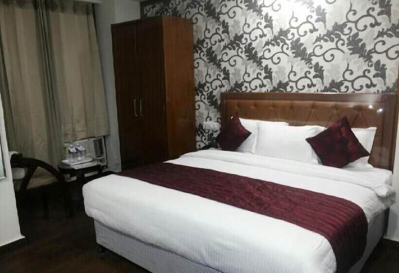 Habitació Deluxe, Mayur