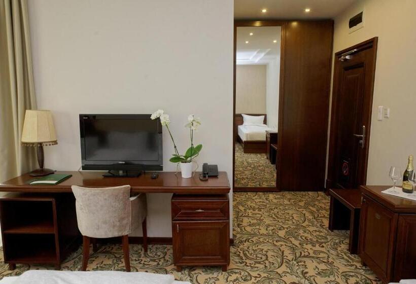 اتاق استاندارد با بالکن, & Spa Palić Resort