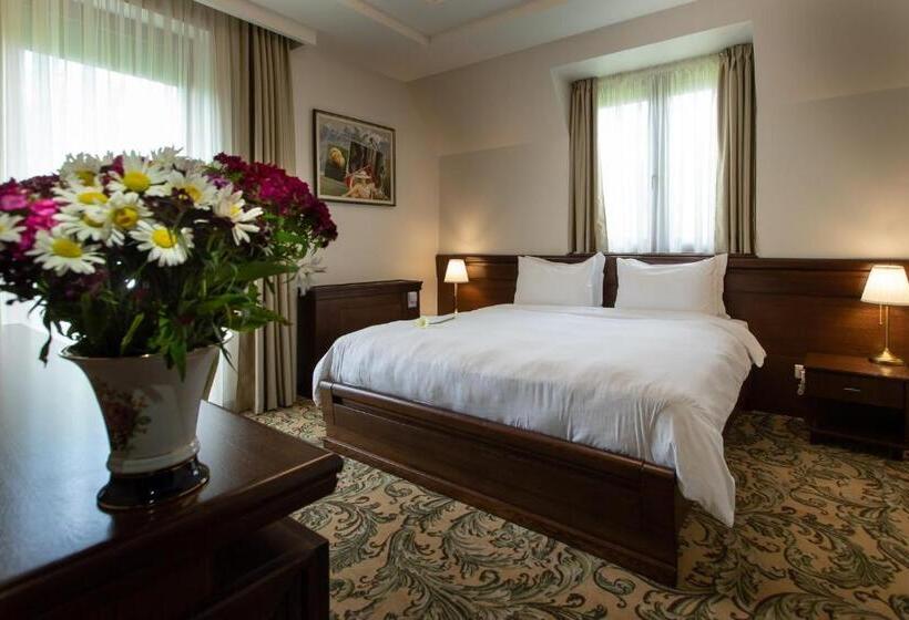 سوئیت با وان آب گرم, & Spa Palić Resort