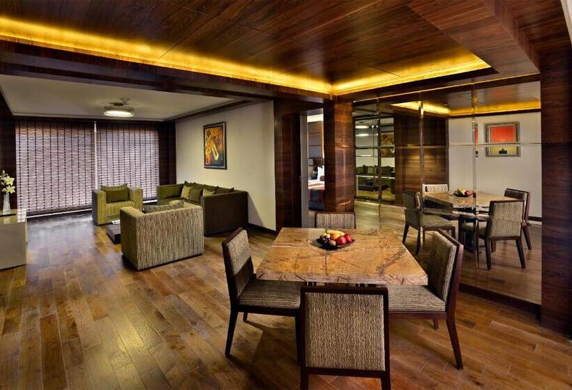 Люкс Повышенной Комфортности, The Lalit Chandigarh