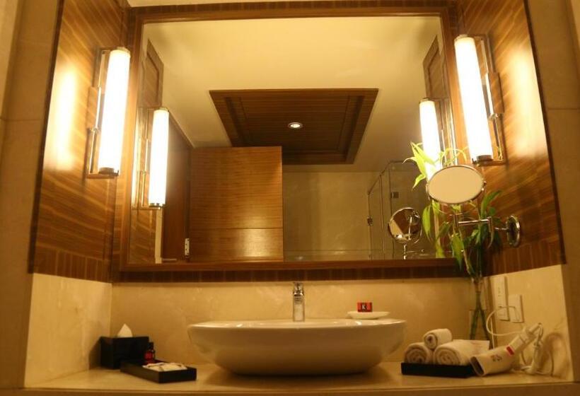 豪华套房, The Lalit Chandigarh