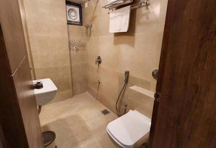 Номер Superior, Nova Pride