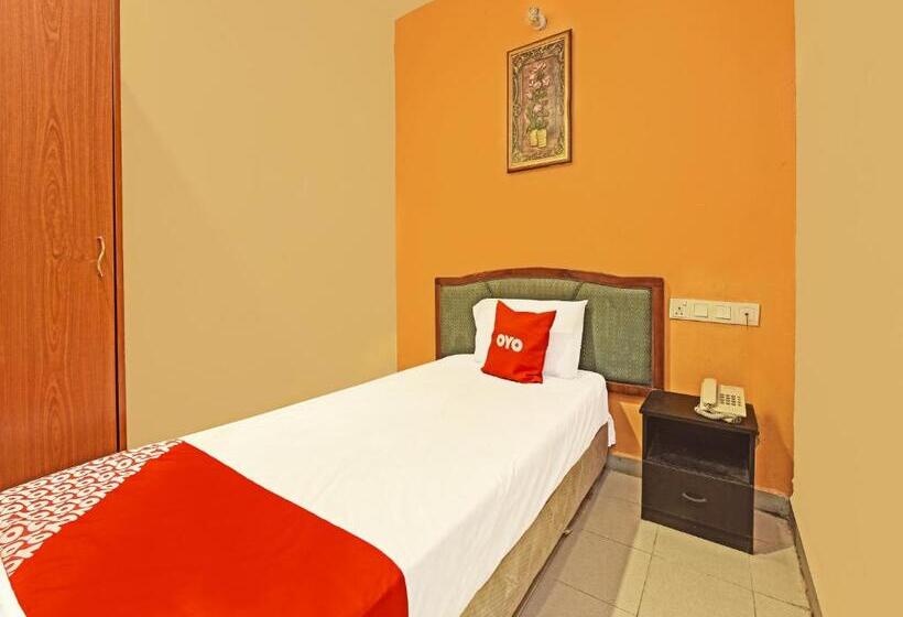 اتاق لوکس یک تخته, Oyo 90510 Sahara