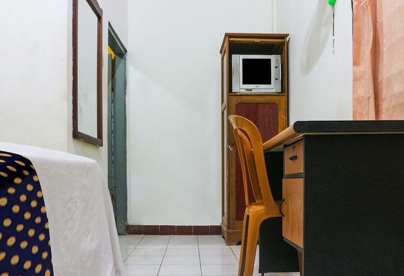 经济房, Spot On 91212 Hotel Kelimutu