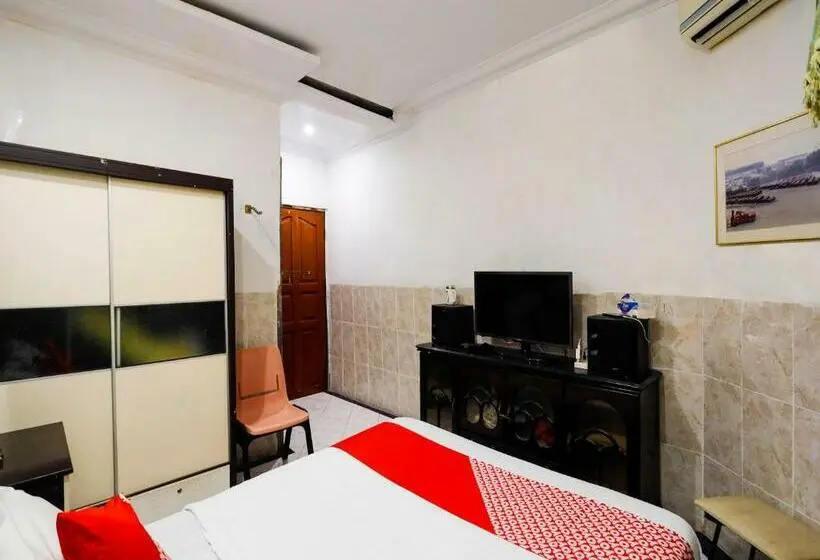 キングサイズベッドのデラックスルーム, Oyo 91195 Manisee 1 Homestay Syariah