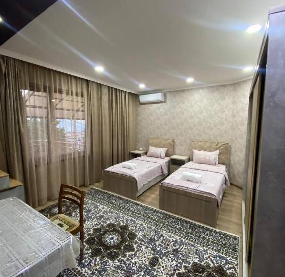 标准间, Town House