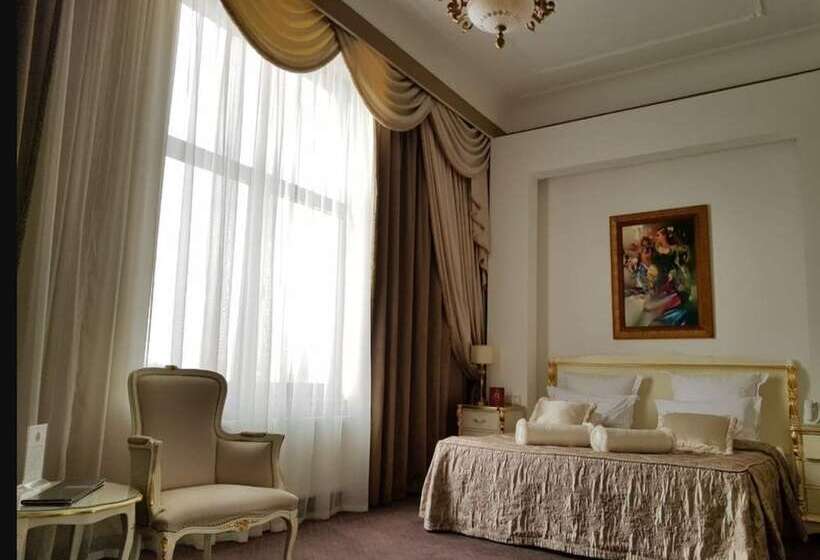 اتاق سوپریور, Aleksandrovski Grand Hotel Vladikavkaz