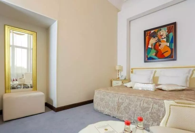 スーペリアールーム, Aleksandrovski Grand Hotel Vladikavkaz