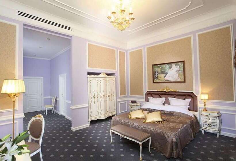 اتاق لوکس, Aleksandrovski Grand Hotel Vladikavkaz