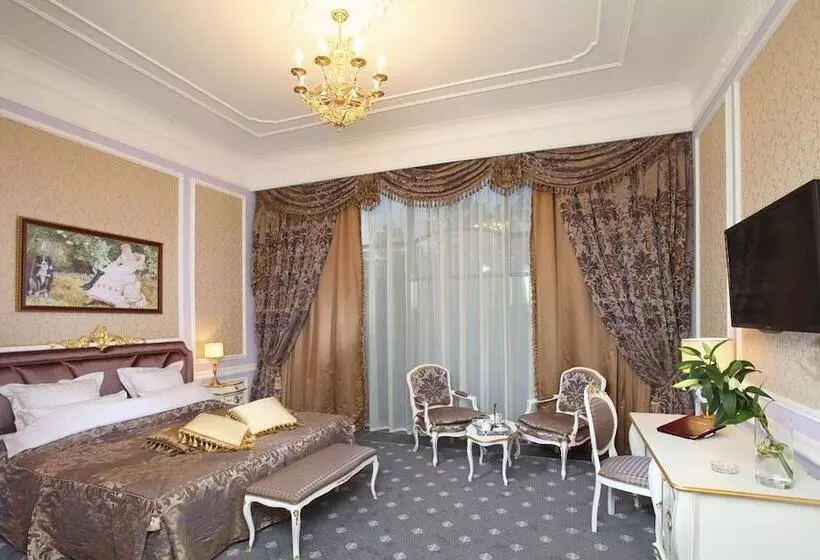 デラックスルーム, Aleksandrovski Grand Hotel Vladikavkaz