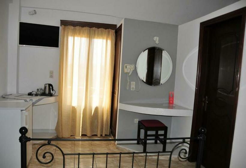 스탠다드 룸, Anessis