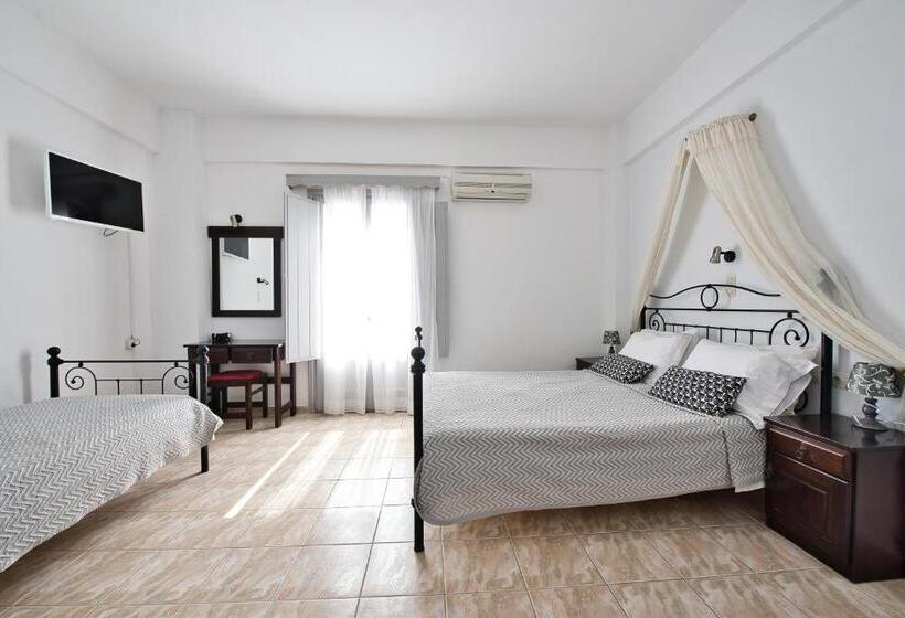 트리플 클래식 룸, Anessis