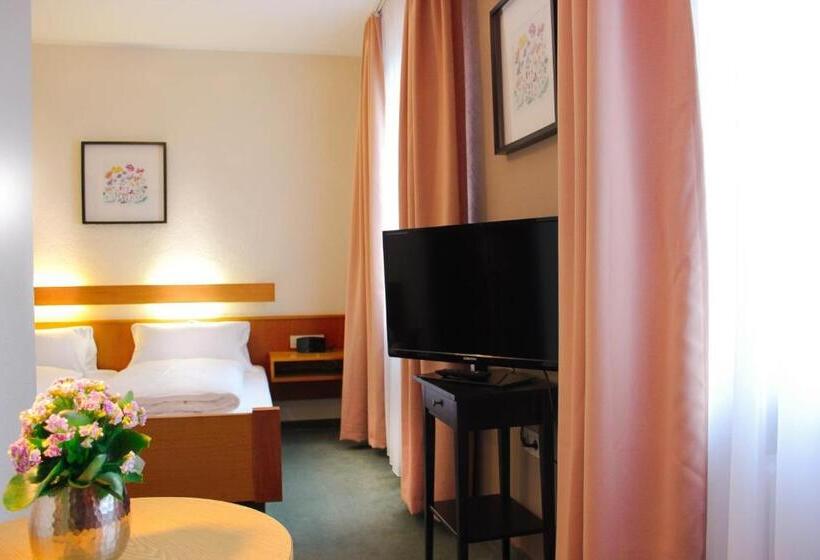 חדר אקונומי, City Hotel Würzburg