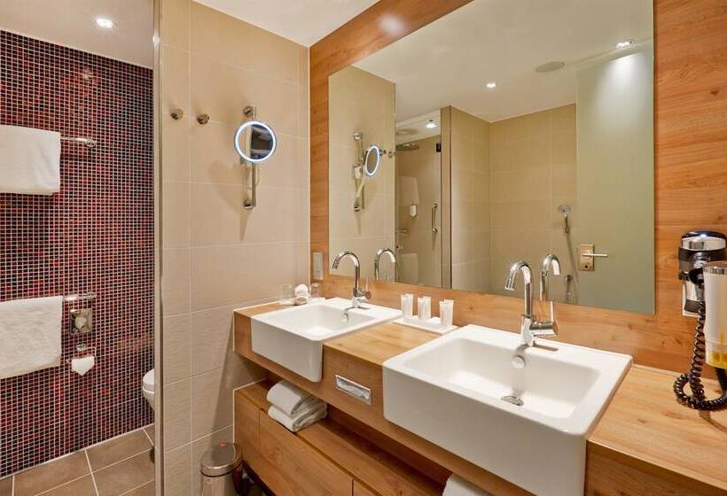 إستوديو قياسى, H4 Hotel München Messe