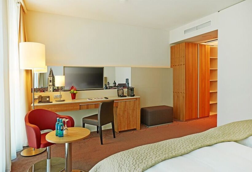 Студия Стандарт, H4 Hotel München Messe