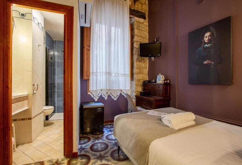 اتاق استاندارد یک نفره, Les Monges Palace Boutique