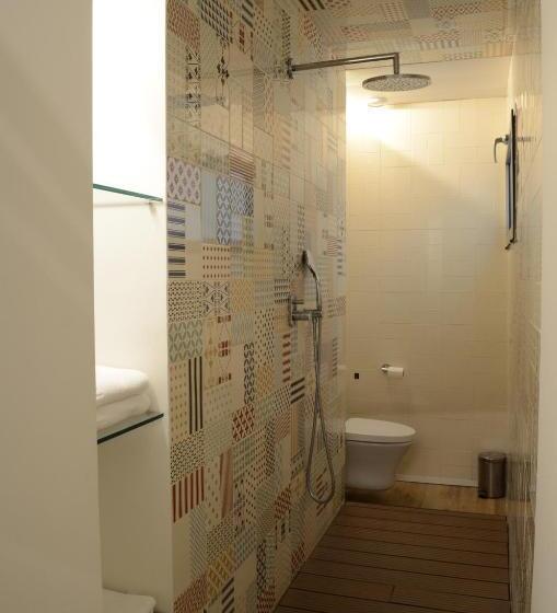 اتاق استاندارد سه نفره, Les Monges Palace Boutique