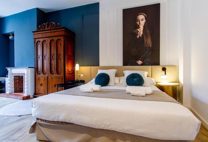 스탠다드 트리플 룸, Les Monges Palace Boutique