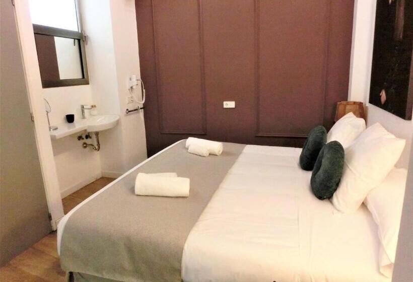 اتاق سوپریور خانوادگی, Les Monges Palace Boutique