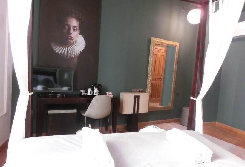 اتاق لوکس, Les Monges Palace Boutique