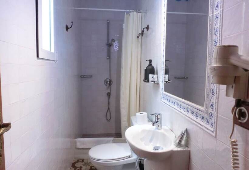 اتاق استاندارد یک نفره, Les Monges Palace Boutique