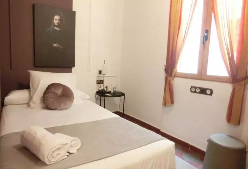 اتاق استاندارد یک نفره, Les Monges Palace Boutique