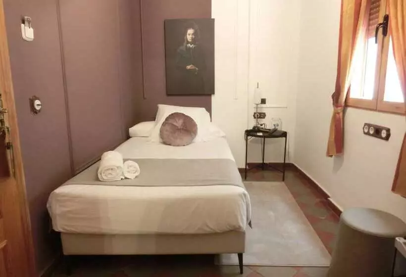 اتاق استاندارد یک نفره, Les Monges Palace Boutique