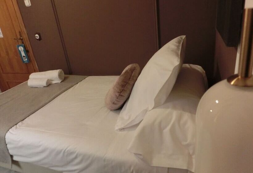 اتاق استاندارد یک نفره, Les Monges Palace Boutique