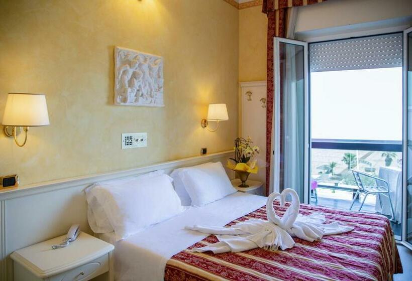 اتاق استاندارد سه نفره, Executive La Fiorita