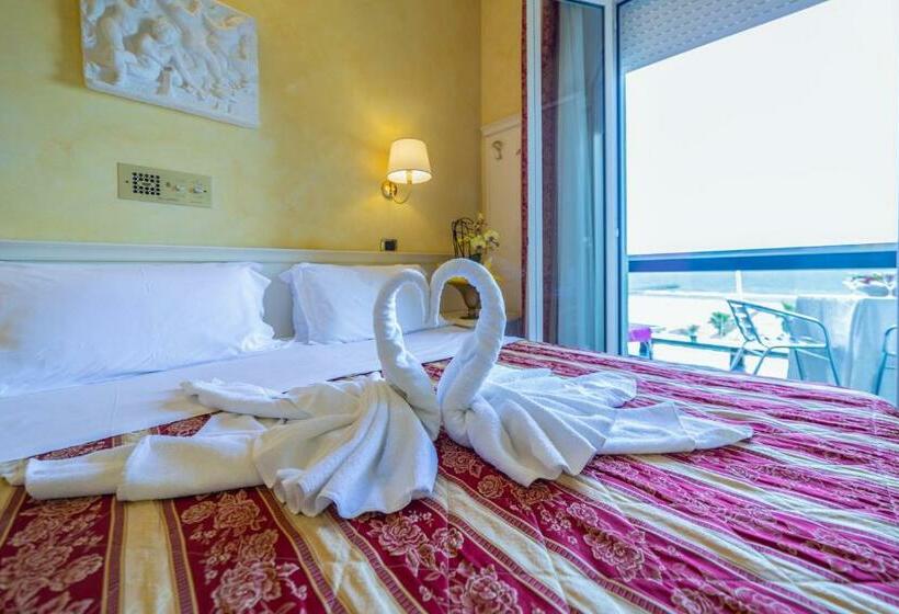 اتاق استاندارد سه نفره, Executive La Fiorita