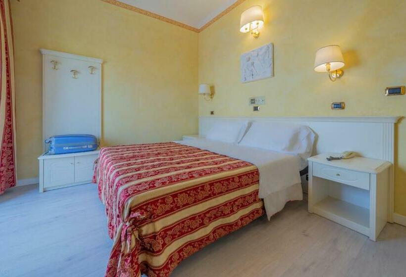 اتاق استاندارد سه نفره, Executive La Fiorita