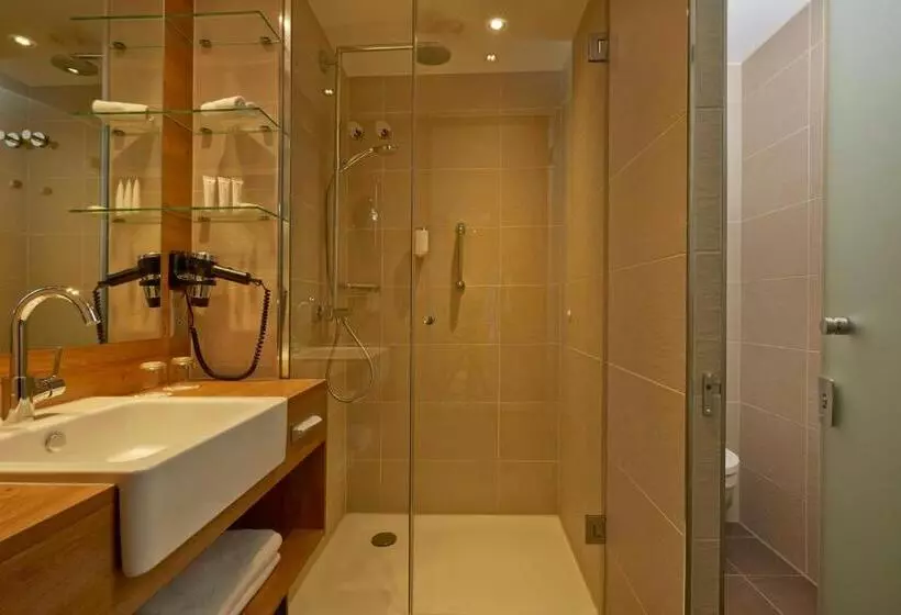 コンフォートルーム, H4 Hotel München Messe