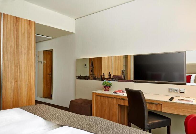 Номер Superior, H4 Hotel München Messe
