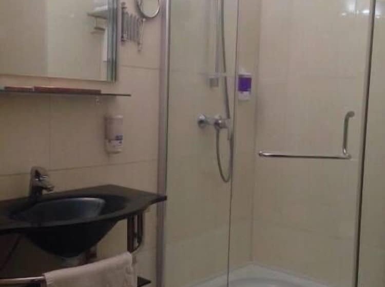 高级大房间, Helin Aeroport Craiova