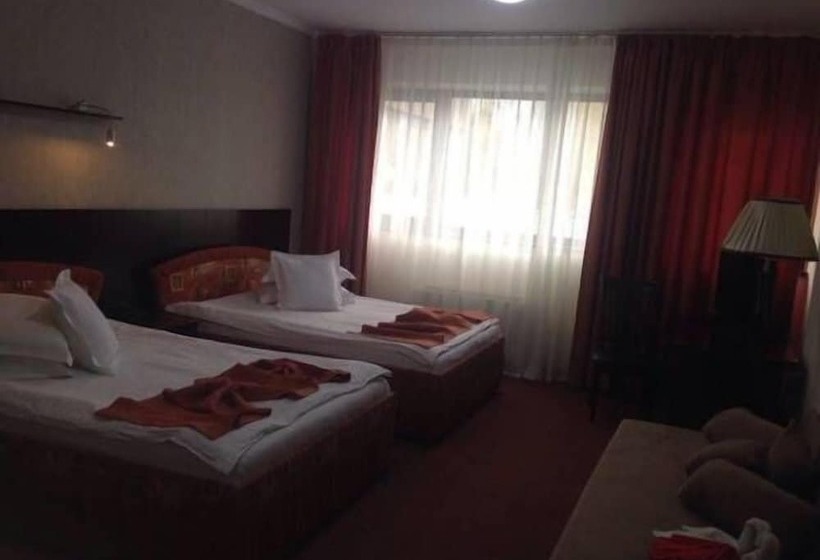 高级大房间, Helin Aeroport Craiova