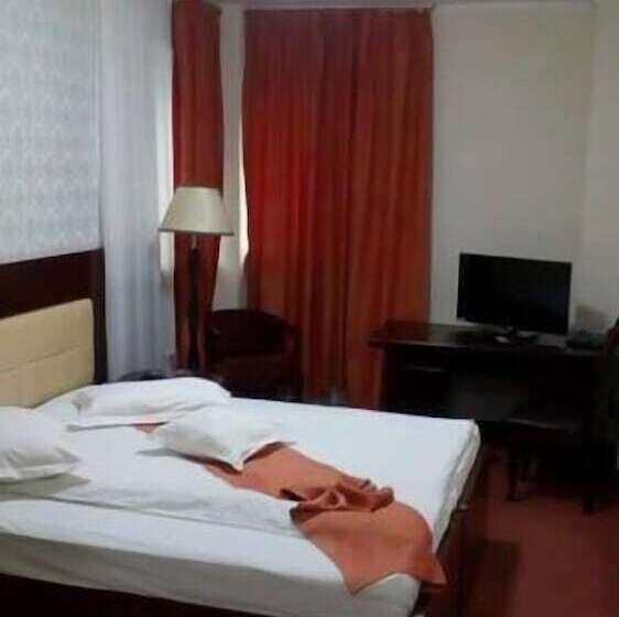 غرفة إقتصادية فردية, Helin Aeroport   Craiova