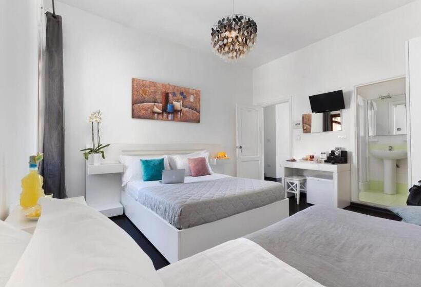 חדר סטנדרט לשלושה, Herculaneum