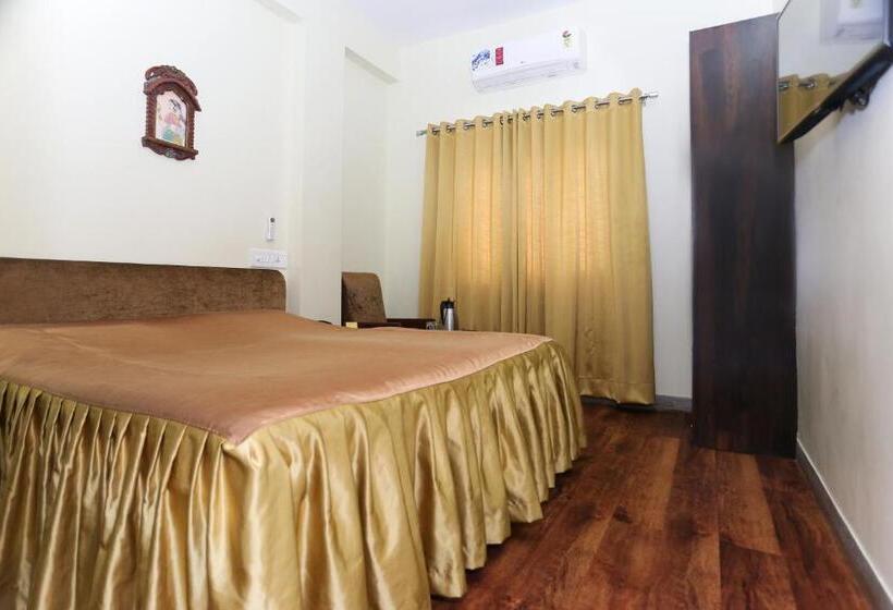 디럭스 룸, Padmini Palace