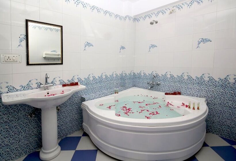 2 베드룸 패밀리 스위트, Padmini Palace