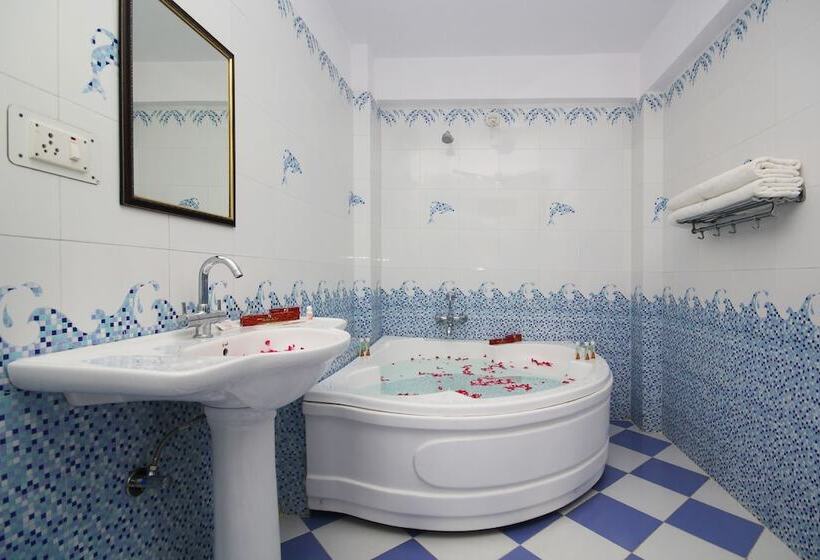 2 베드룸 패밀리 스위트, Padmini Palace