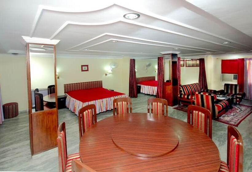 两卧家庭套房, Padmini Palace