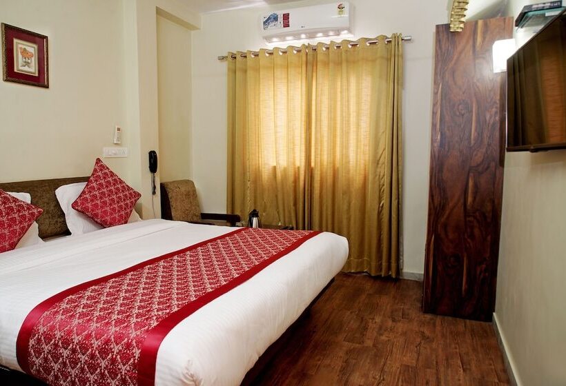 디럭스 룸, Padmini Palace