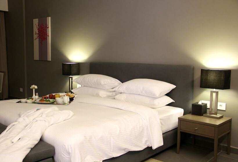 سوییت با چشم‌انداز دریا, Pangea Beach Resort