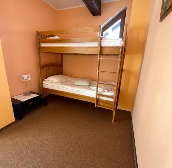 Family Suite, Pensiunea Crocus Sauna & Billiard