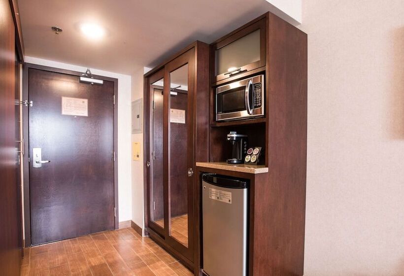 Люкс, Quality Inn & Suites