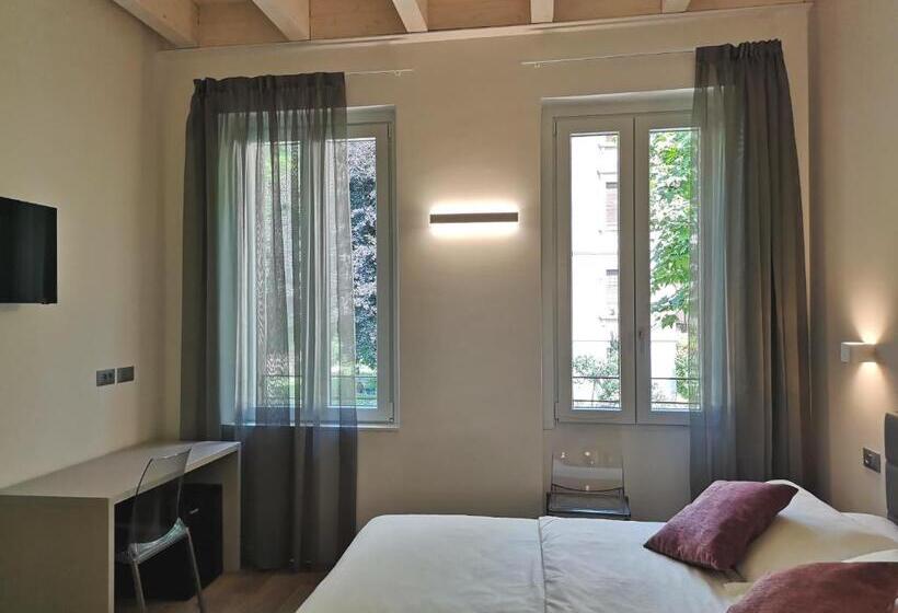 اتاق سوپریور, Quarcino