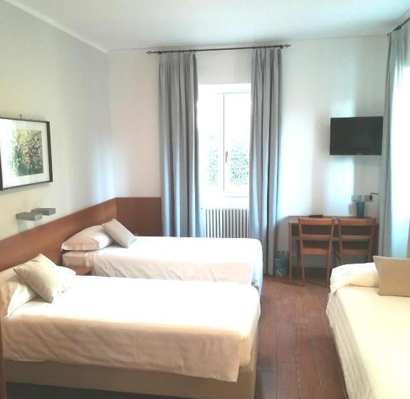 اتاق خانوادگی, Quarcino